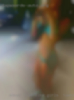 Woman that like sex for a threesome girls in Townsville who.
